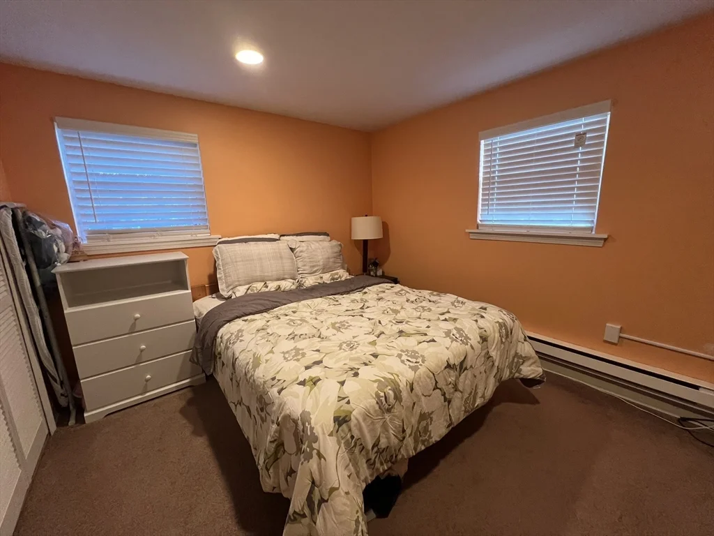 2 bed, 1 bath apartment for rent at 25 Greentree Ln Unit 13, Weymouth — photo 3 of 7