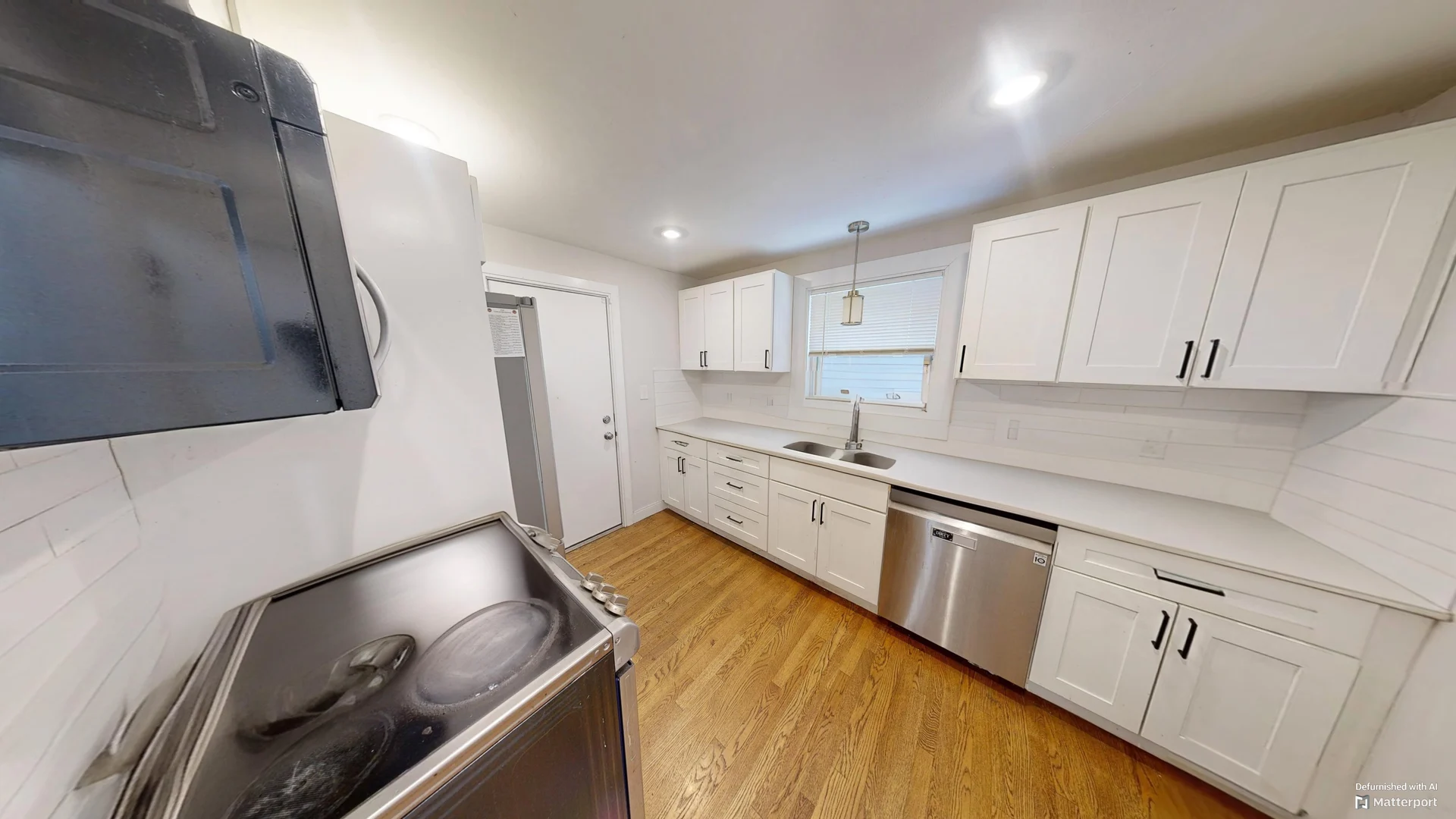 3 bed, 1.5 bath apartment for rent at 25 Greycliff Rd Unit 1, Brighton — photo 3 of 9
