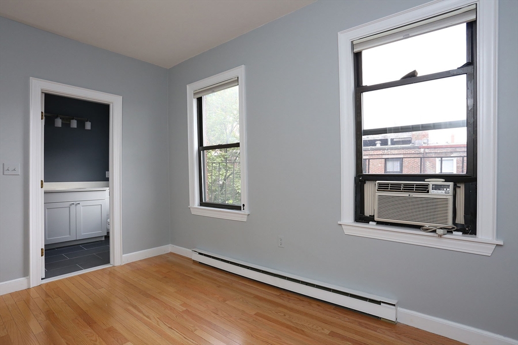 1 bed, 1 bath apartment for rent at 25 Hanson St Unit 4, South End — photo 11 of 19