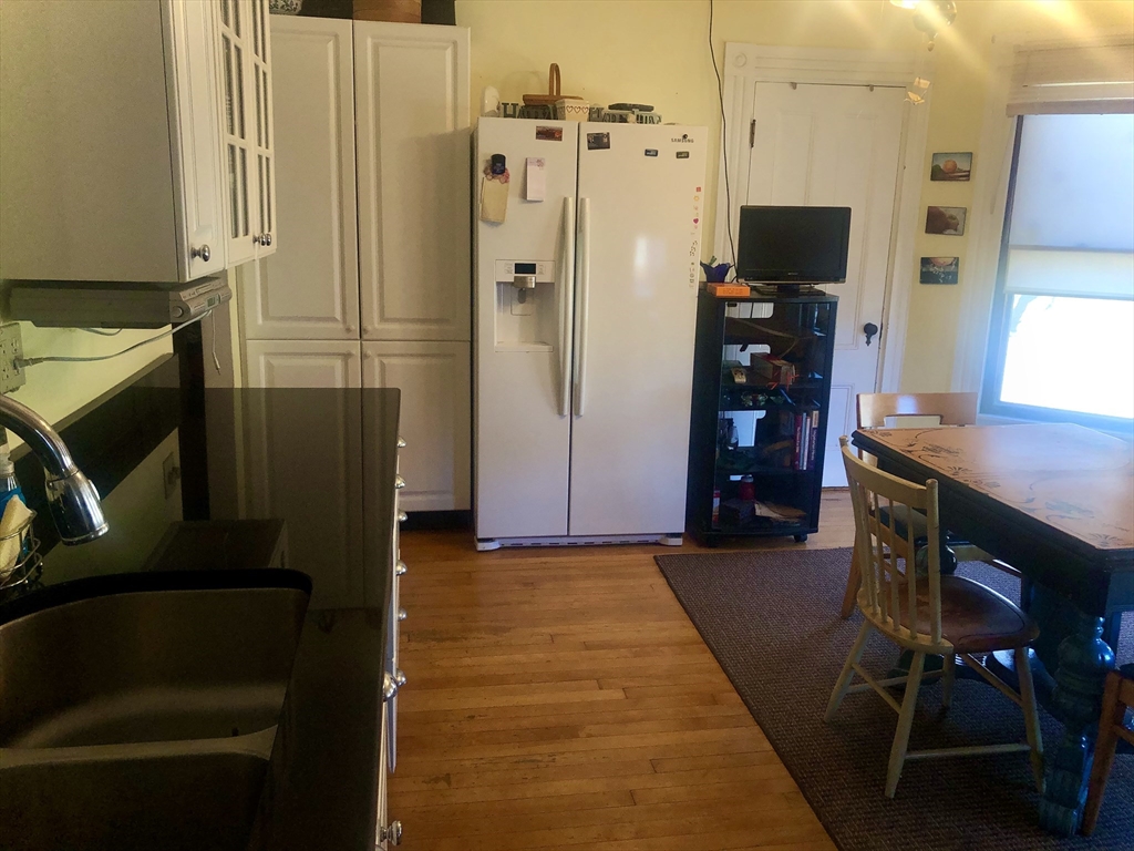 1 bed, 1 bath apartment for rent at 25 Harley St Unit 2, Boston — photo 3 of 10