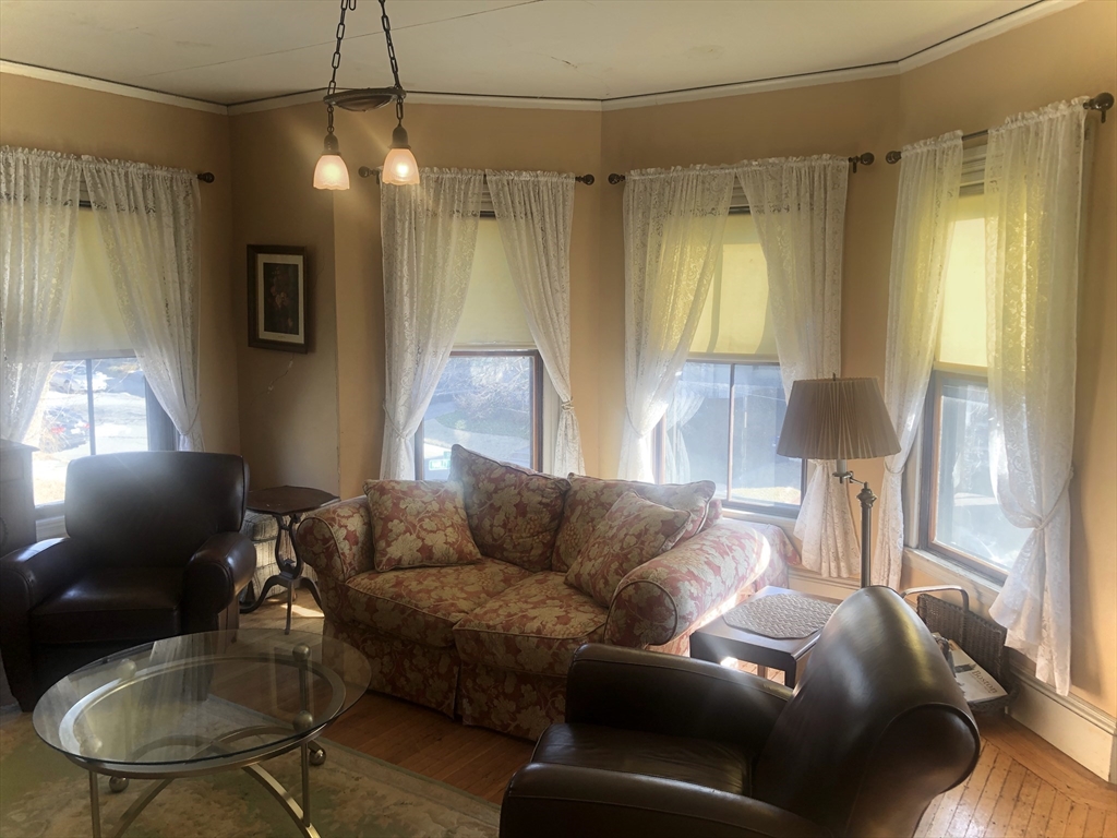 1 bed, 1 bath apartment for rent at 25 Harley St Unit 2, Boston — photo 8 of 10