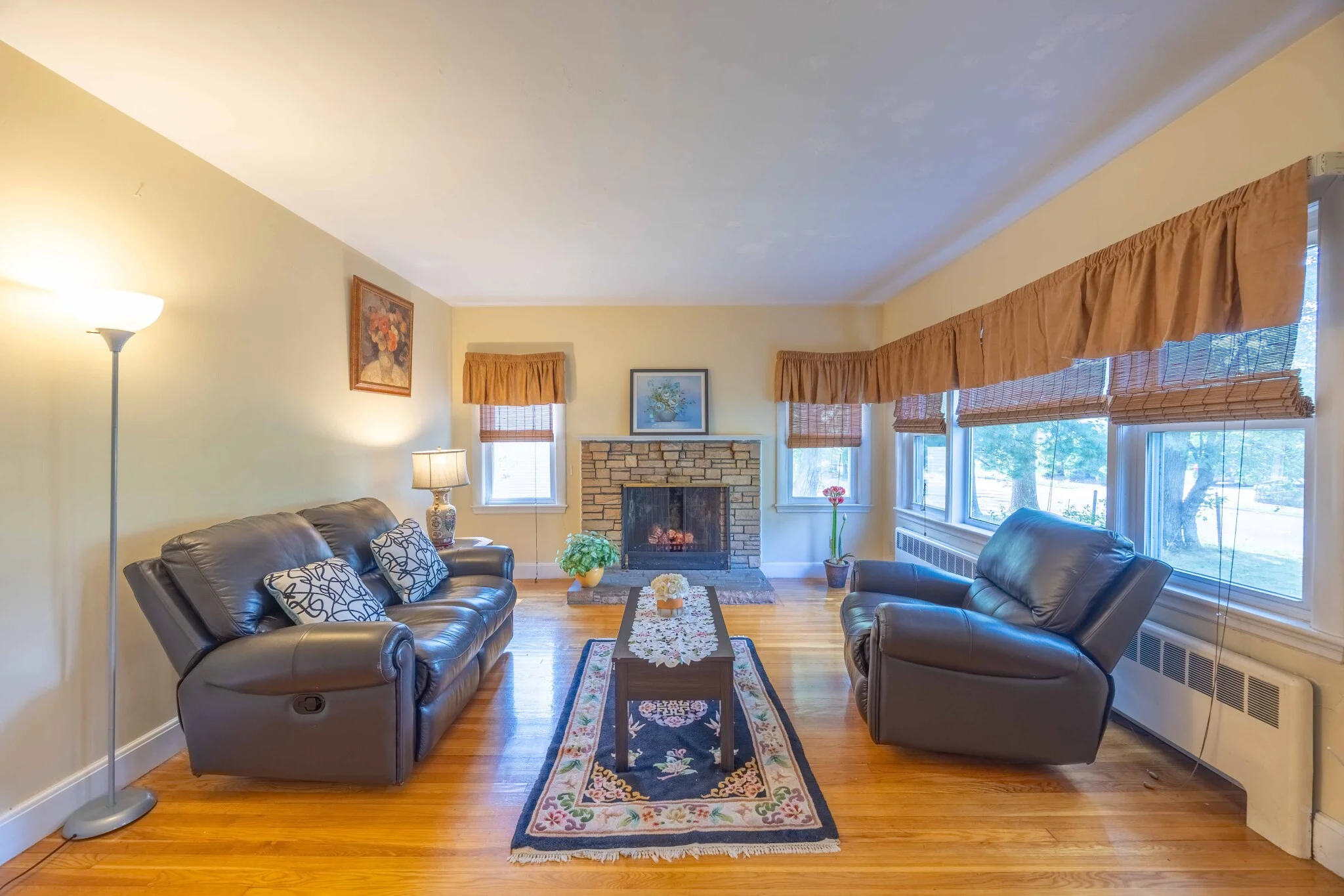 2 bed, 1 bath apartment for rent at 25 Harris Ave Unit 1, Wellesley — photo 8 of 19