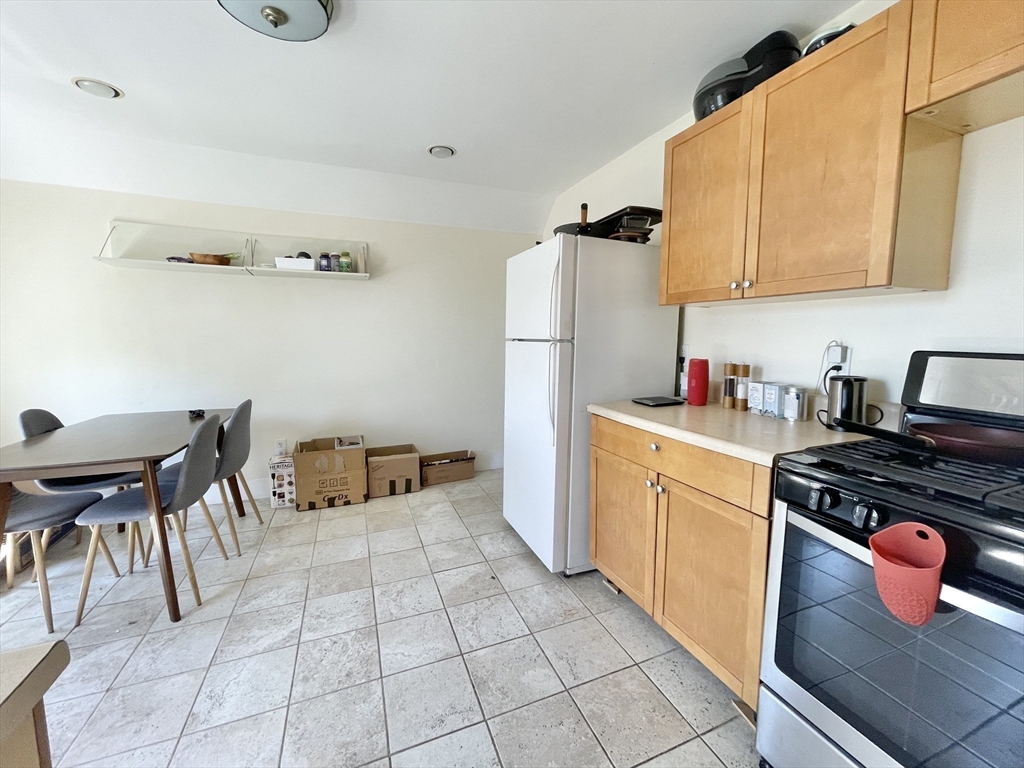 2 bed, 1 bath apartment for rent at 25 Haskell St Unit 3, Allston — photo 3 of 6