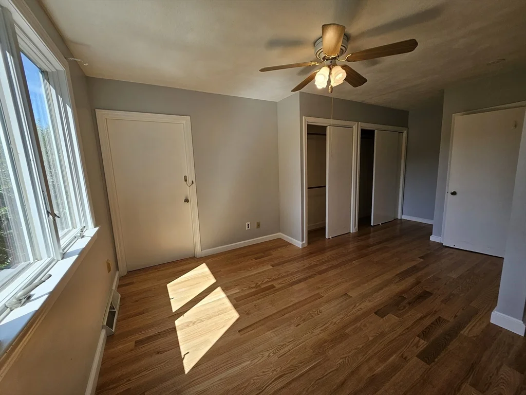 4 bed, 2 bath apartment for rent at 25 Hatch St Unit 1, Everett — photo 11 of 25