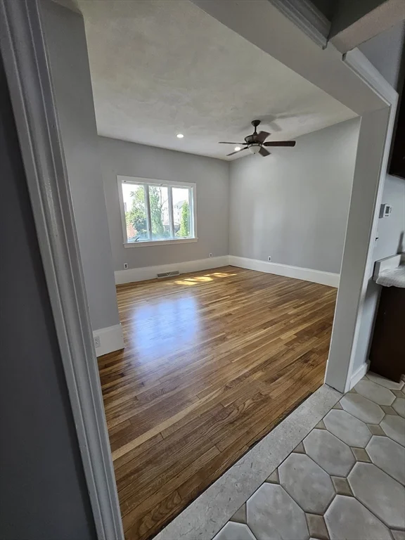 4 bed, 2 bath apartment for rent at 25 Hatch St Unit 1, Everett — photo 5 of 25