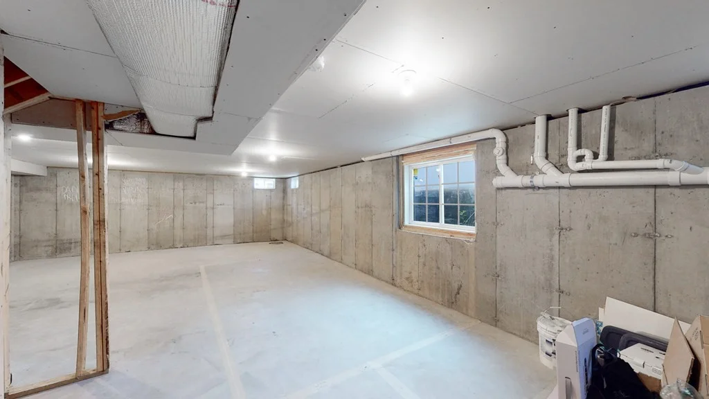 4 bed, 3 bath apartment for rent at 25 Hearn St Unit TH, Mount Auburn — photo 23 of 25
