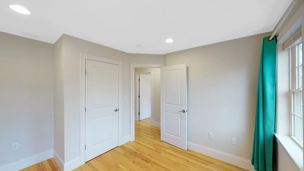4 bed, 3 bath apartment for rent at 25 Hearn St Unit TH, Mount Auburn — photo 12 of 25
