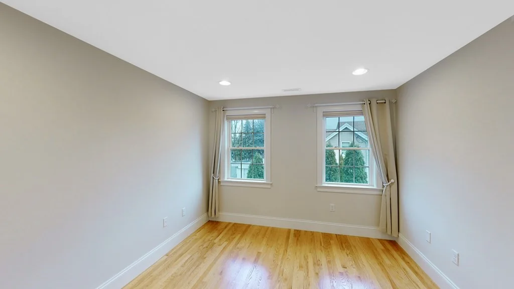 4 bed, 3 bath apartment for rent at 25 Hearn St Unit TH, Mount Auburn — photo 9 of 25