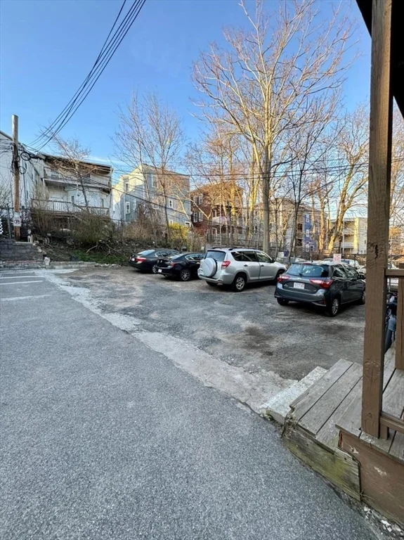 3 bed, 1 bath apartment for rent at 25 Hecla St Unit 2, Dorchester — photo 18 of 20