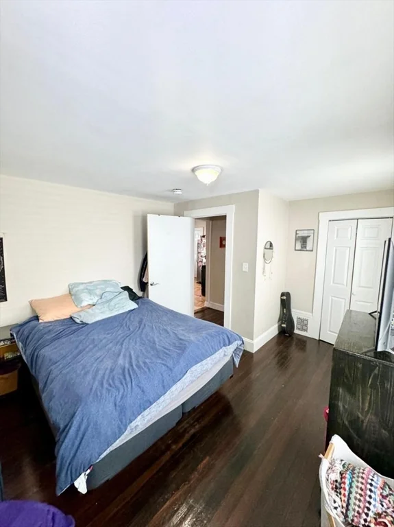 3 bed, 1 bath apartment for rent at 25 Hecla St Unit 2, Dorchester — photo 7 of 20