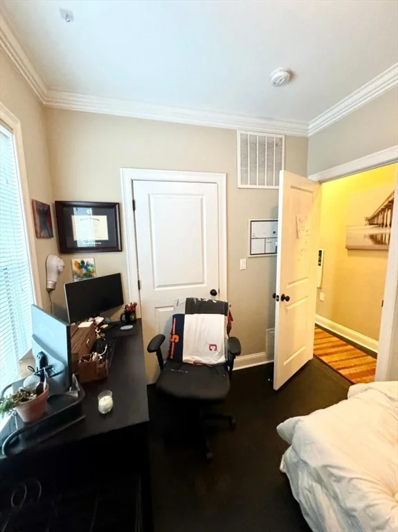 3 bed, 1 bath apartment for rent at 25 Hecla St Unit U3, Dorchester — photo 15 of 21