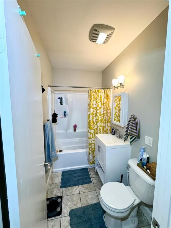 3 bed, 1 bath apartment for rent at 25 Hecla St Unit U3, Dorchester — photo 13 of 21