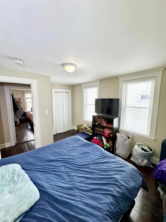 3 bed, 1 bath apartment for rent at 25 Hecla St Unit U3, Dorchester — photo 8 of 21