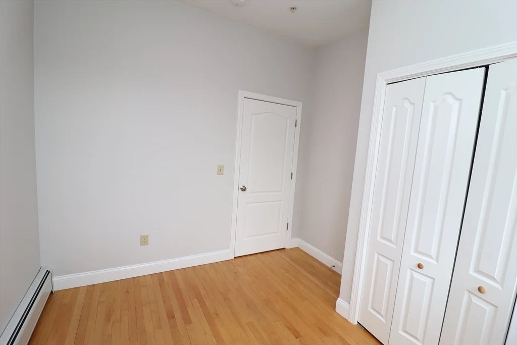 1 bed, 1 bath apartment for rent at 25 High St Unit 204, Clinton — photo 5 of 13