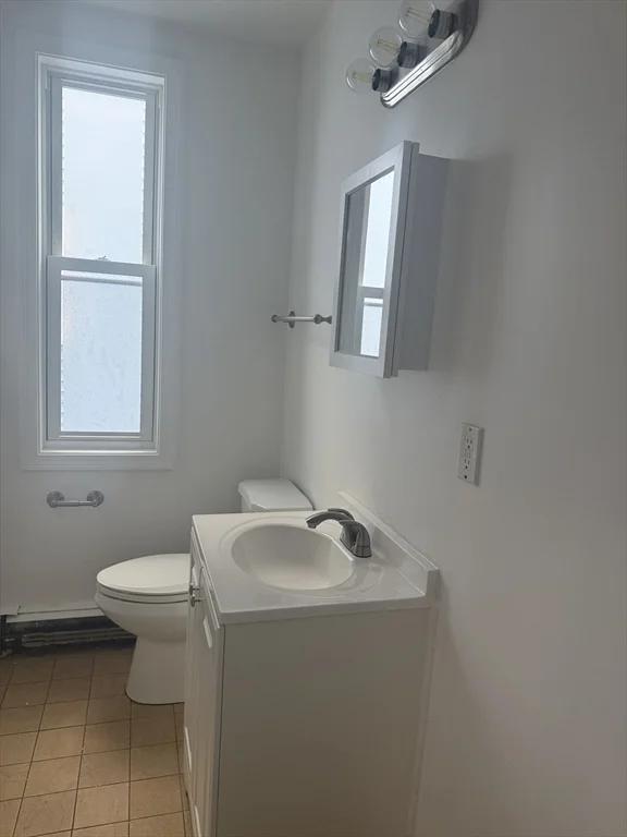 2 bed, 1 bath apartment for rent at 25 Highland St Unit 1A, Revere — photo 9 of 10