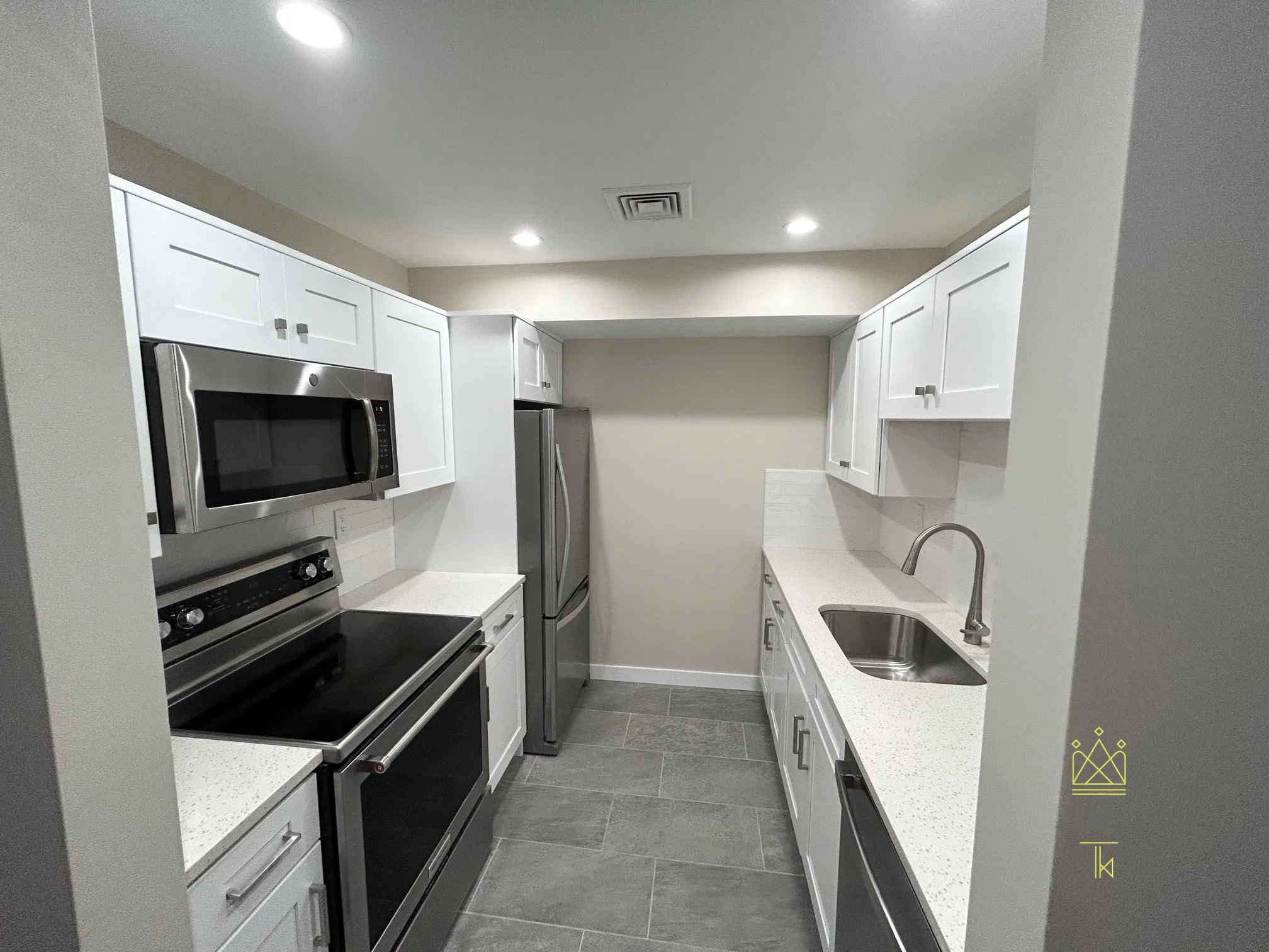 2 bed, 2 bath apartment for rent at 25 Holly Ln Unit 1, Chestnut Hill — photo 7 of 17