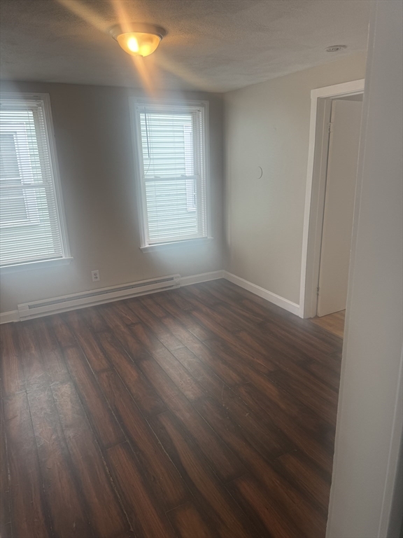 3 bed, 1 bath apartment for rent at 25 Holman St Unit 1, Attleboro — photo 3 of 7