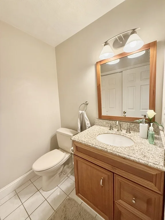 3 bed, 1 bath apartment for rent at 25 Homeward Ln Unit 25, Natick — photo 8 of 16
