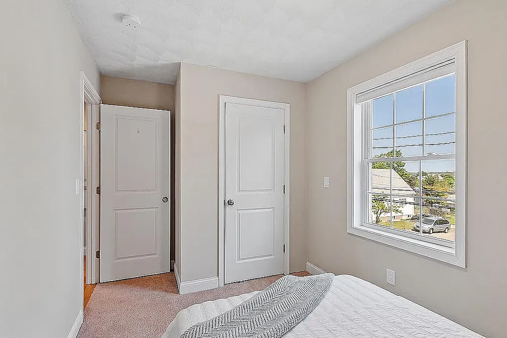 4 bed, 1 bath apartment for rent at 25 Hopkins St Unit 2, Revere — photo 7 of 14