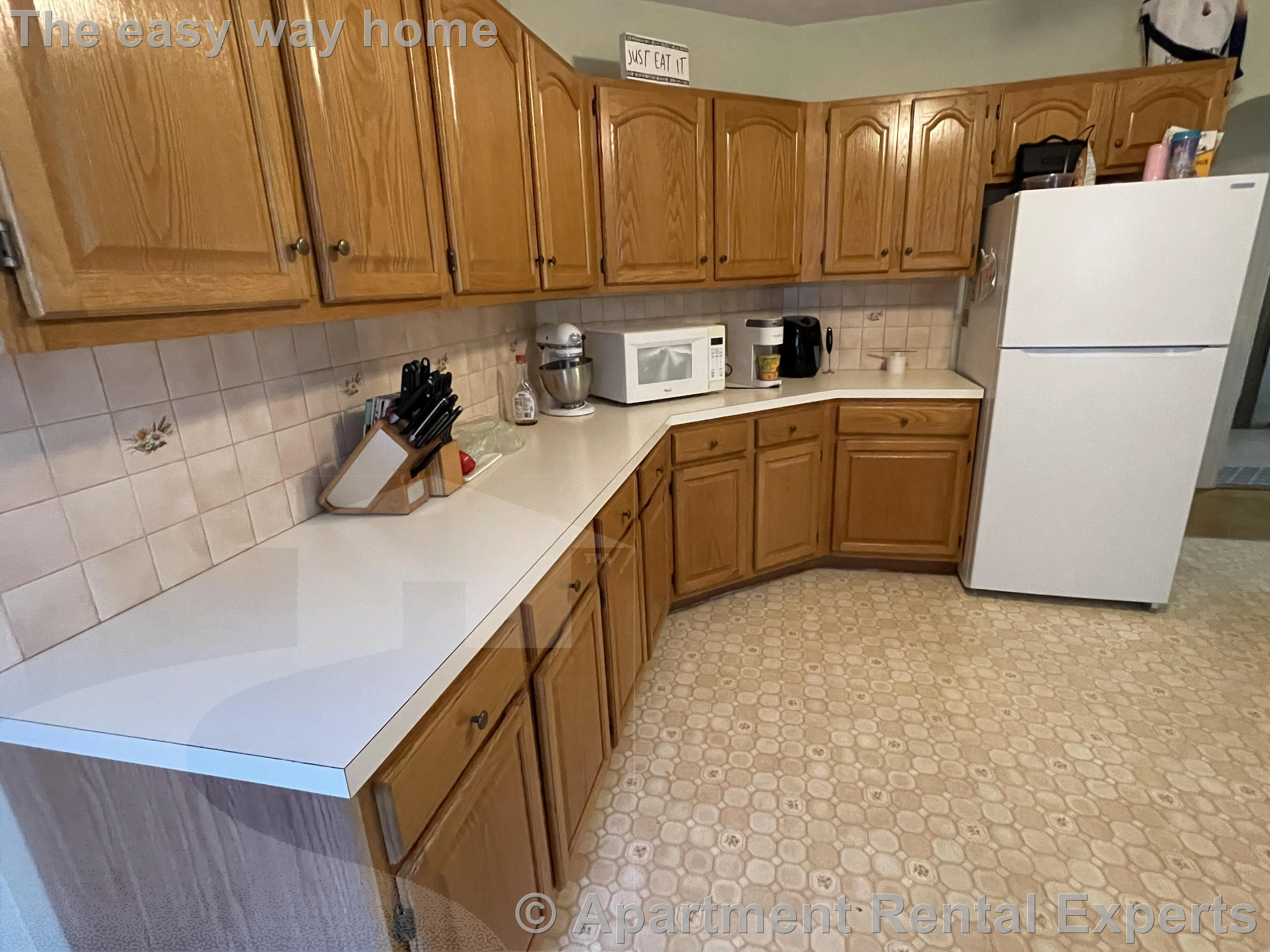 3 bed, 1 bath apartment for rent at 25 Ibbetson St Unit 1, Porter Square — photo 4 of 17