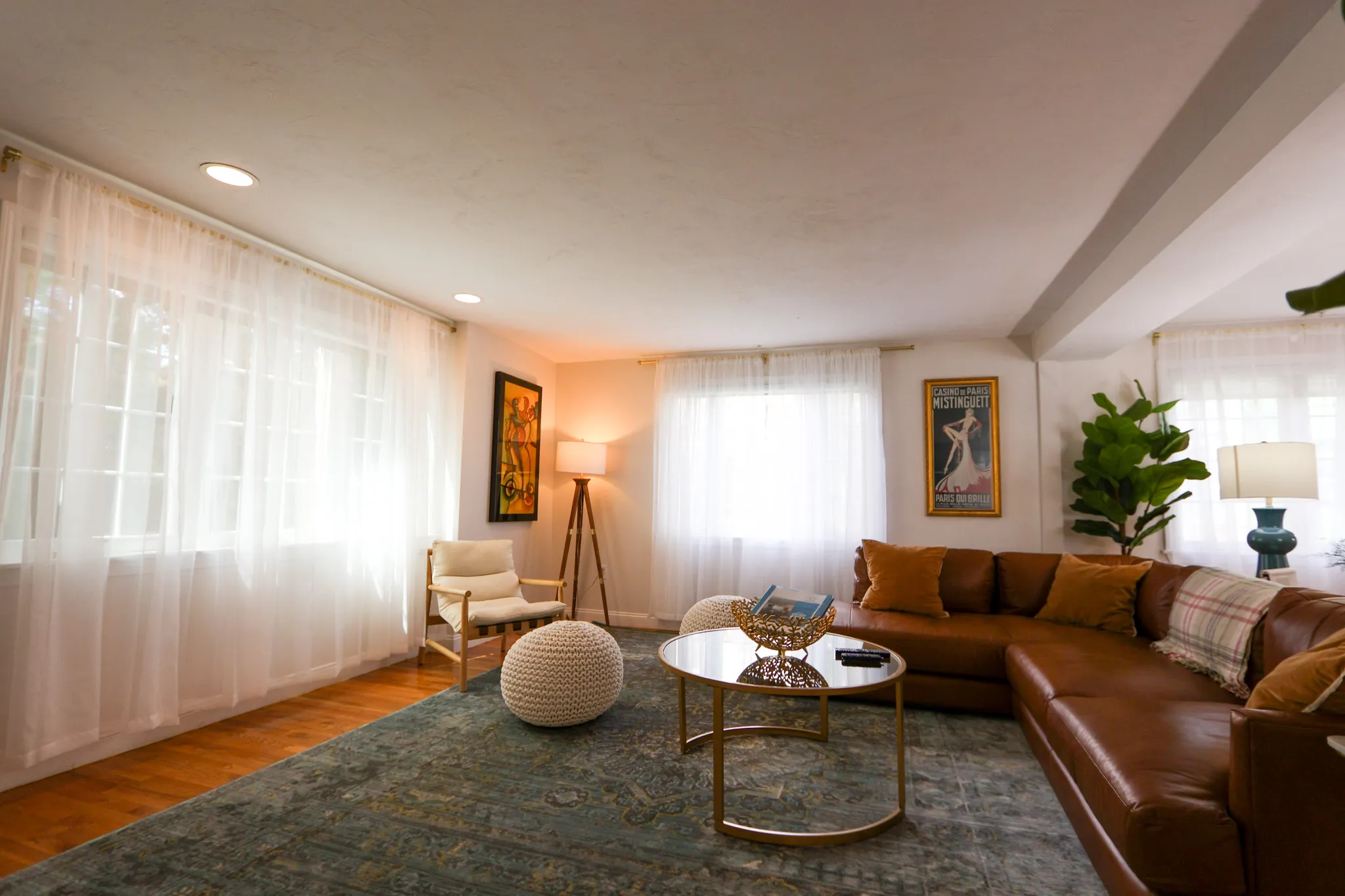 3 bed, 3 bath apartment for rent at 25 Jay St Unit C, Riverside — photo 2 of 29