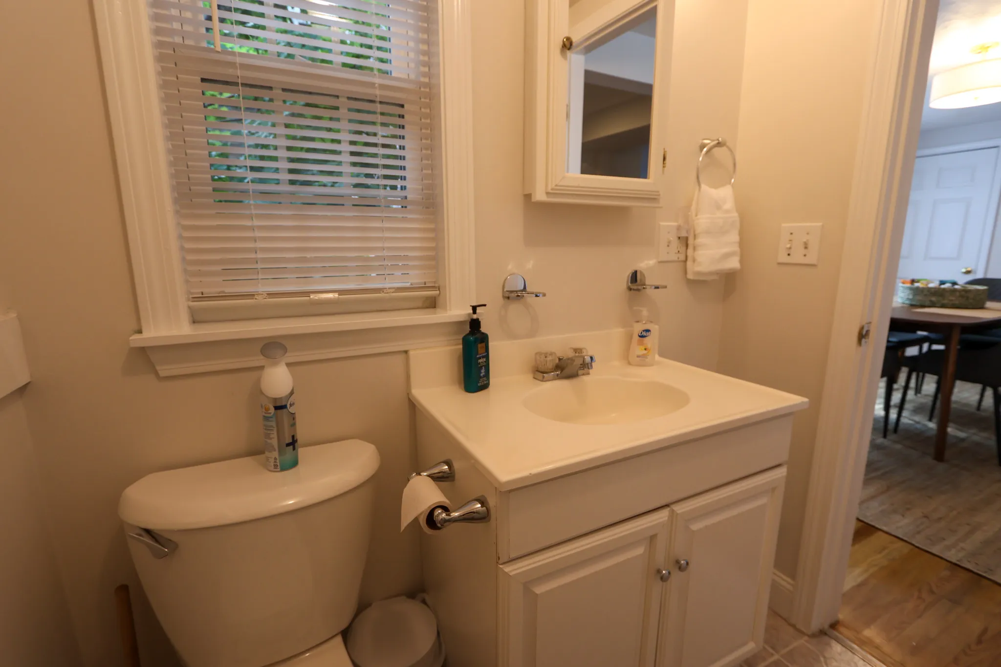 3 bed, 3 bath apartment for rent at 25 Jay St Unit C, Riverside — photo 25 of 29