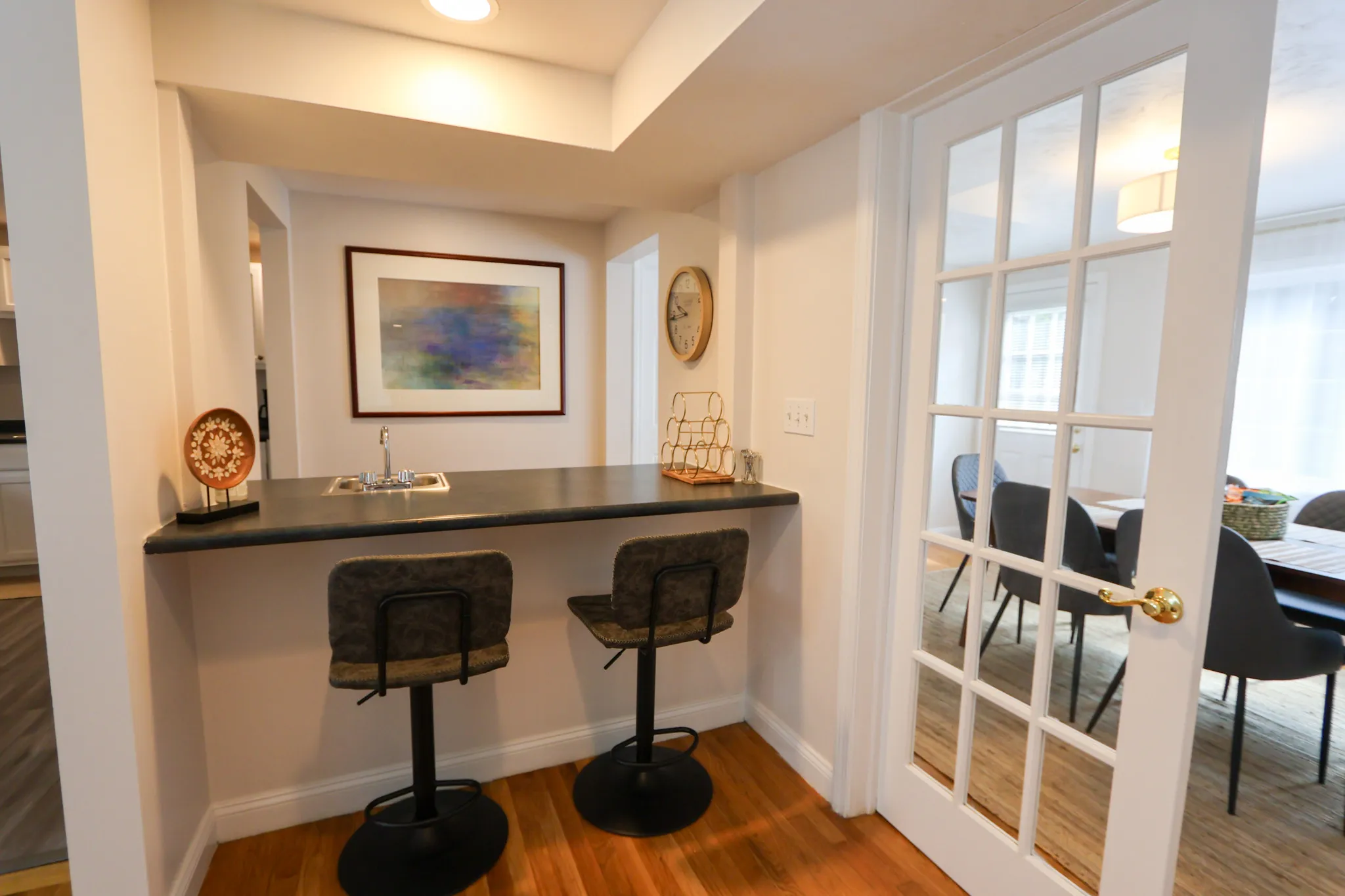 3 bed, 3 bath apartment for rent at 25 Jay St Unit C, Riverside — photo 10 of 29