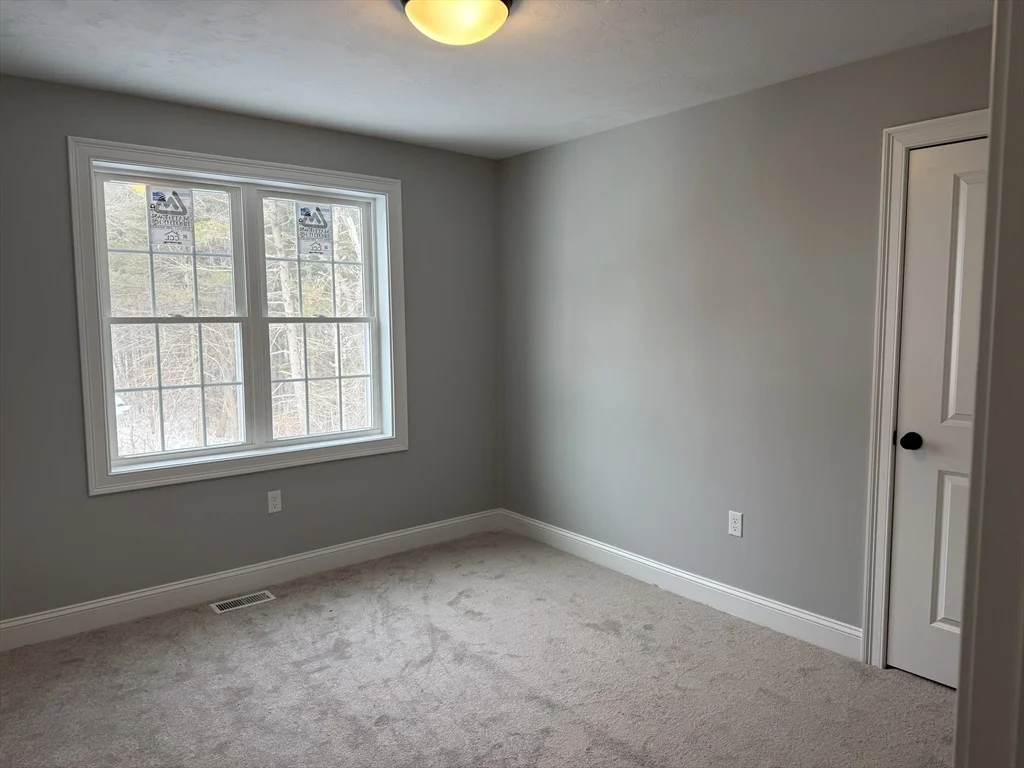 4 bed, 2 bath apartment for rent at 25 Kashmir's Way Unit 25, Middleboro — photo 29 of 40