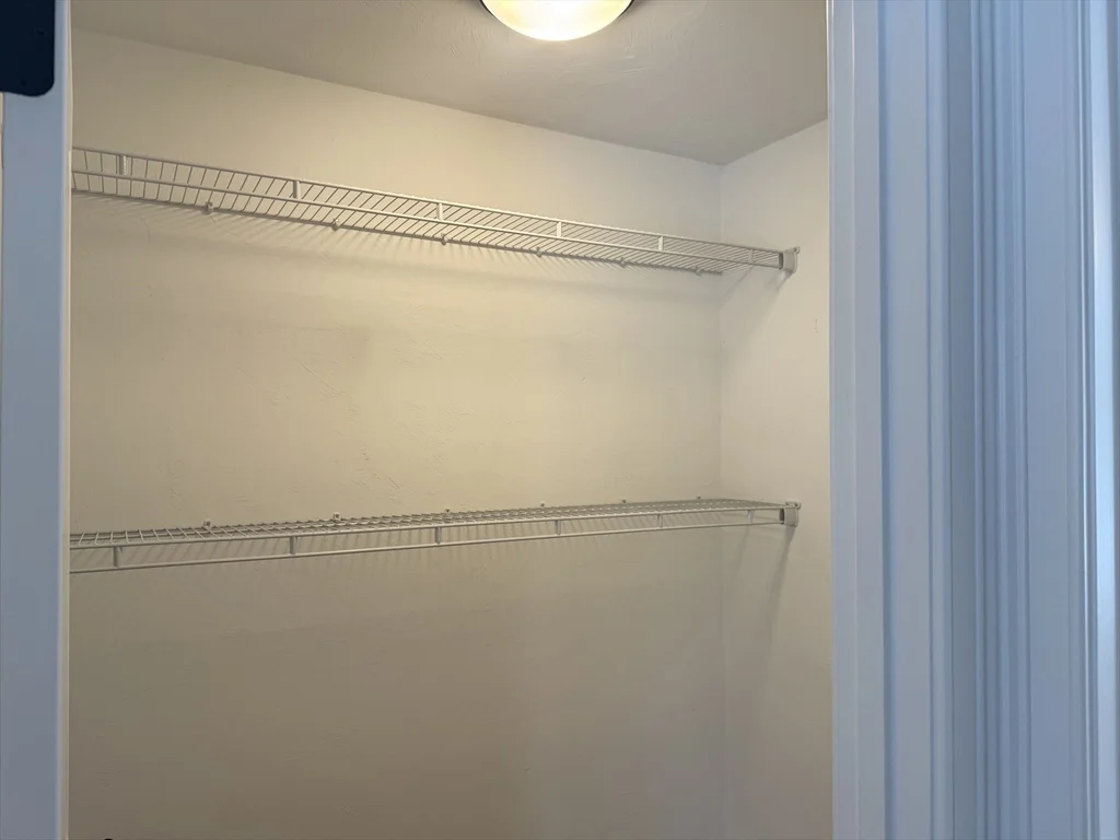4 bed, 2 bath apartment for rent at 25 Kashmir's Way Unit 25, Middleboro — photo 21 of 40