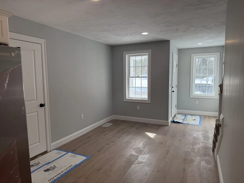 4 bed, 2 bath apartment for rent at 25 Kashmir's Way Unit 25, Middleboro — photo 6 of 40