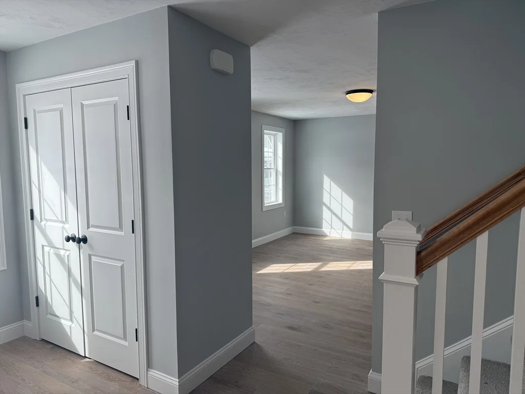 4 bed, 2 bath apartment for rent at 25 Kashmir's Way Unit 25, Middleboro — photo 3 of 40