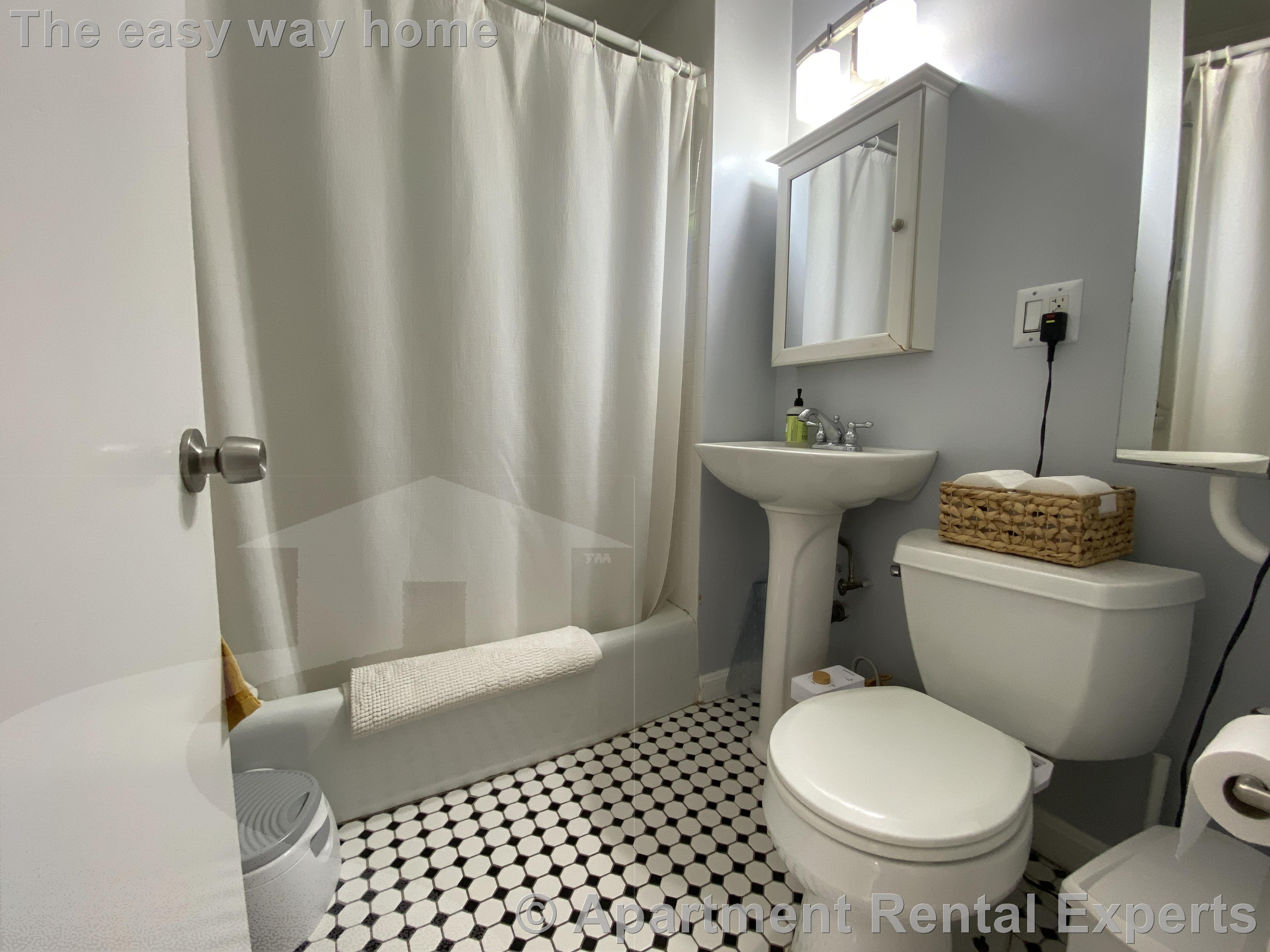 2 bed, 1 bath apartment for rent at 25 Kenwood St, Cambridgeport — photo 12 of 15