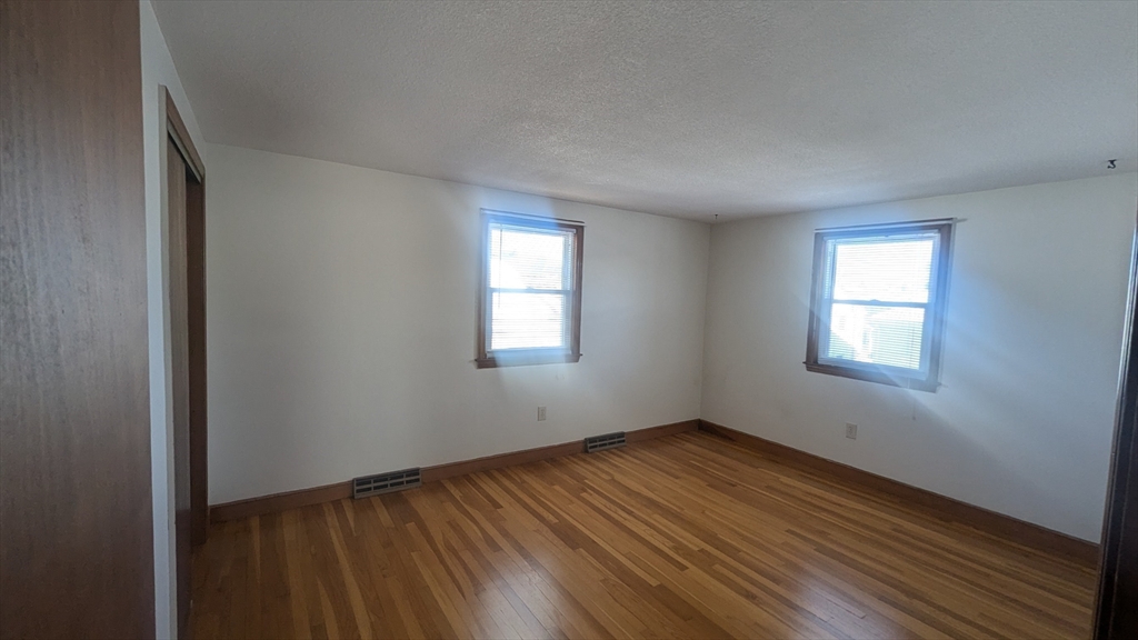 2 bed, 1 bath apartment for rent at 25 King St Unit 2, Watertown — photo 7 of 10