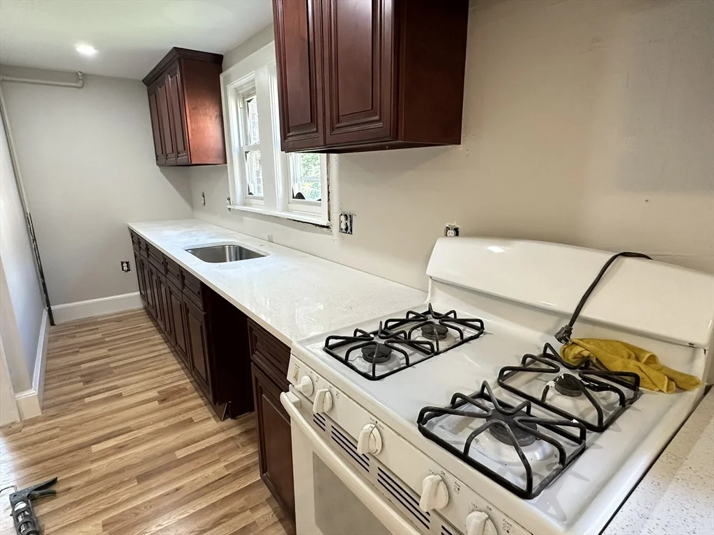 5 bed, 2 bath apartment for rent at 25 Kirkwood Rd Unit 1, Brighton — photo 9 of 9