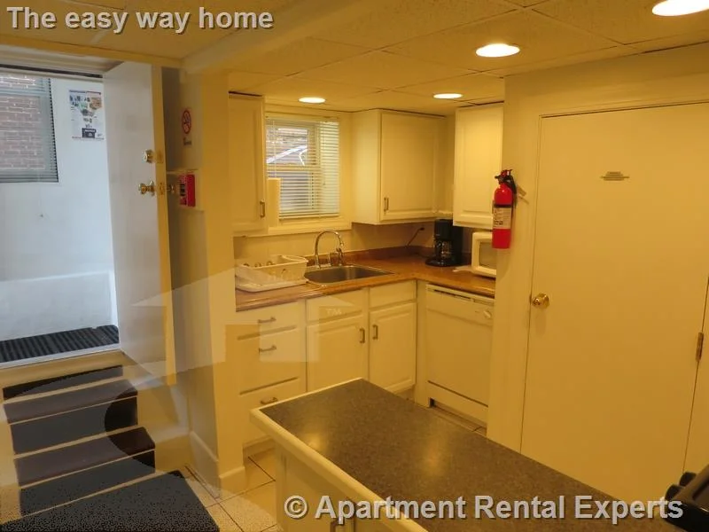 1 bed, 1 bath apartment for rent at 25 Lambert St Unit B, East Cambridge — photo 10 of 16