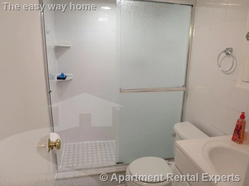 1 bed, 1 bath apartment for rent at 25 Lambert St Unit B, East Cambridge — photo 9 of 16