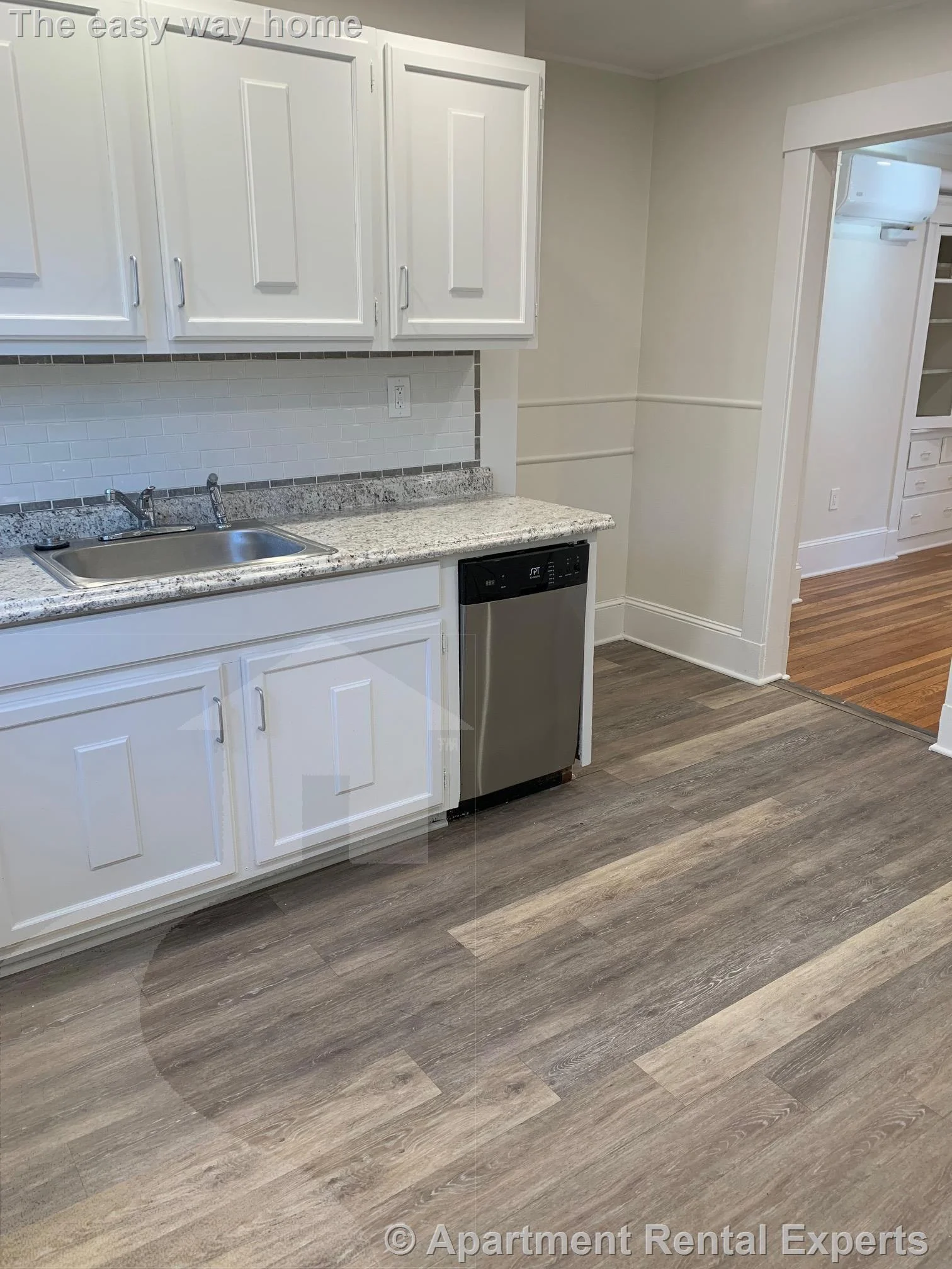 2 bed, 1 bath apartment for rent at 25 Laurel St, Arlington Heights — photo 3 of 22