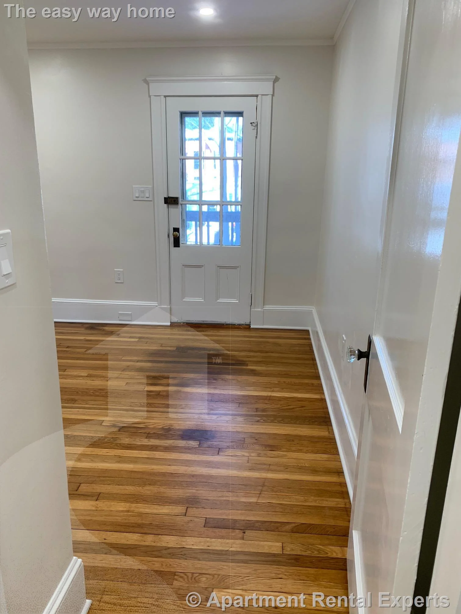 2 bed, 1 bath apartment for rent at 25 Laurel St, Arlington Heights — photo 10 of 22