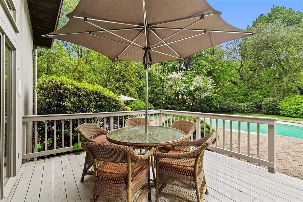 4 bed, 3 bath apartment for rent at 25 Laurus Ln, Newton — photo 26 of 31