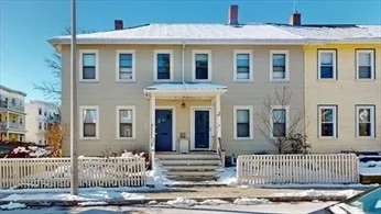 2 bed, 1 bath apartment for rent at 25 Lee St Unit 25, Jamaica Plain — photo 14 of 17