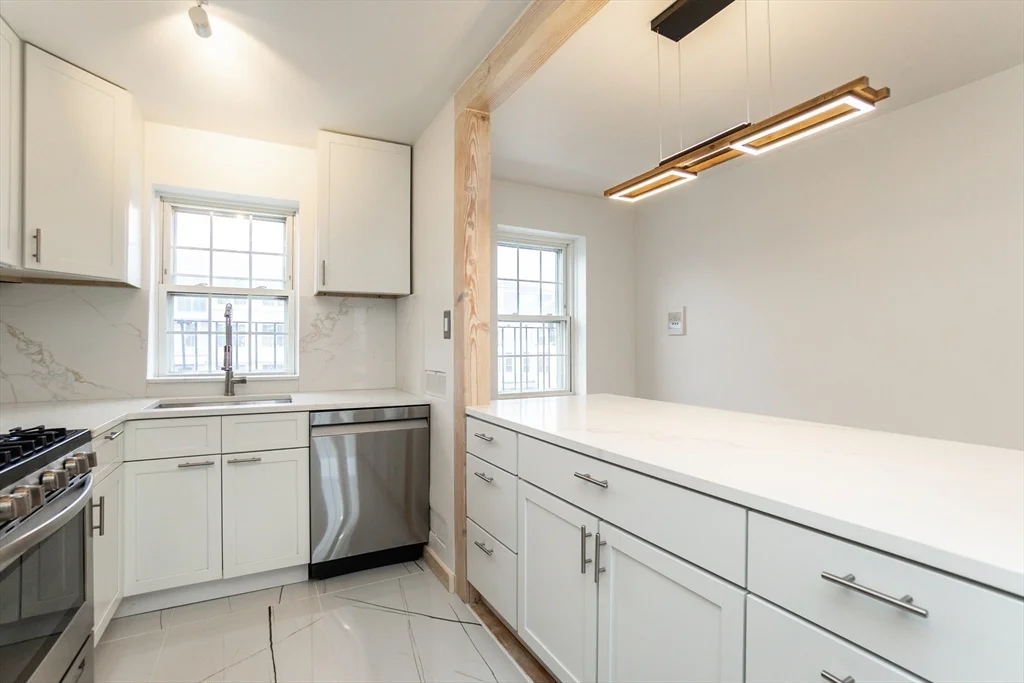 2 bed, 1 bath apartment for rent at 25 Lennon Unit 25, South Boston — photo 4 of 21