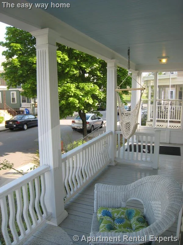 2 bed, 1 bath apartment for rent at 25 Leonard St Unit 1, Davis Square — photo 16 of 16
