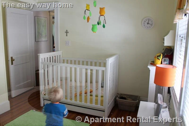2 bed, 1 bath apartment for rent at 25 Leonard St Unit 1, Davis Square — photo 11 of 16
