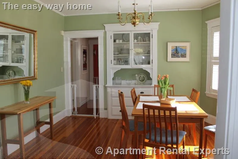 2 bed, 1 bath apartment for rent at 25 Leonard St Unit 1, Davis Square — photo 6 of 16