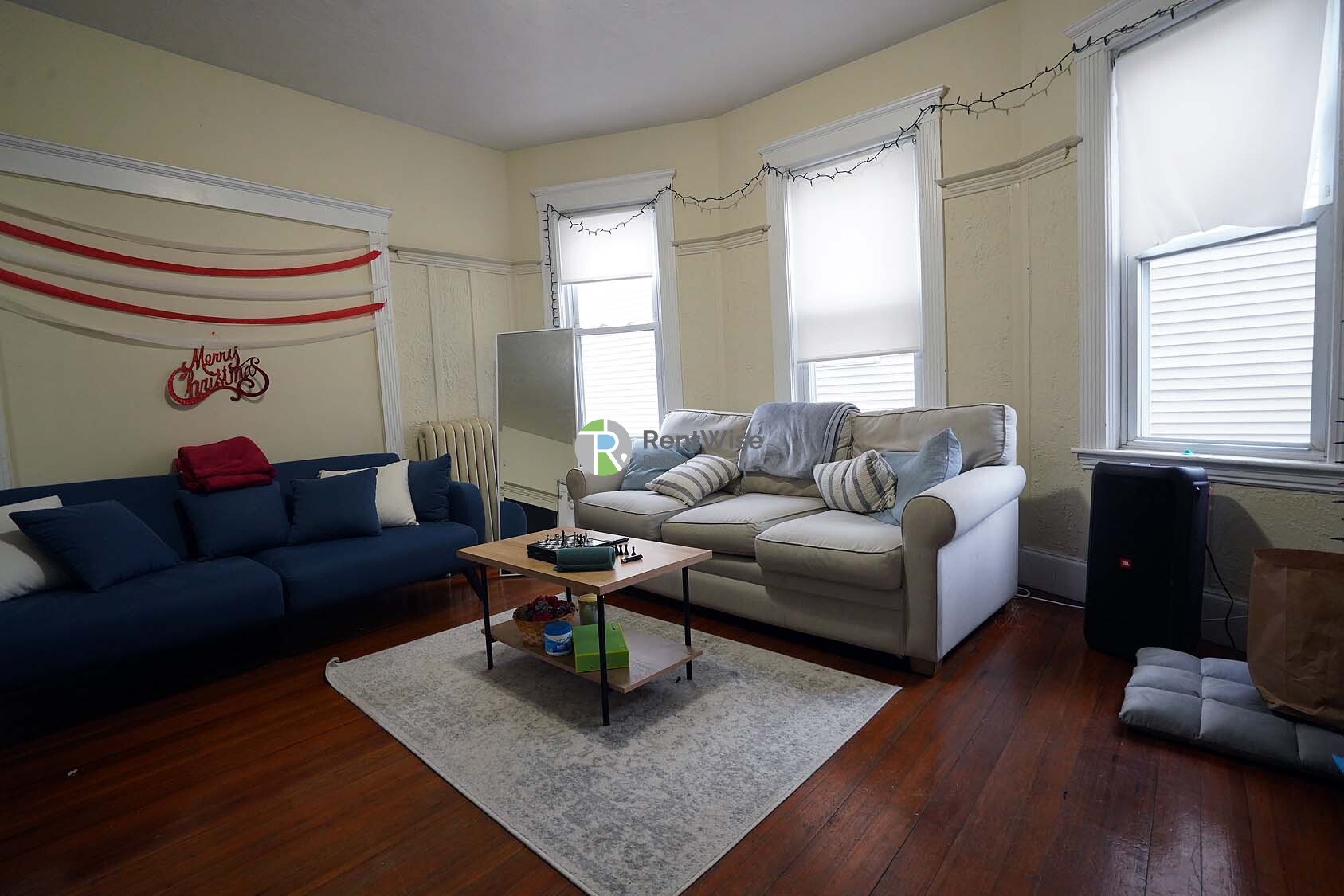 3 bed, 1 bath apartment for rent at 25 Linden St Unit 2, Allston — photo 3 of 17