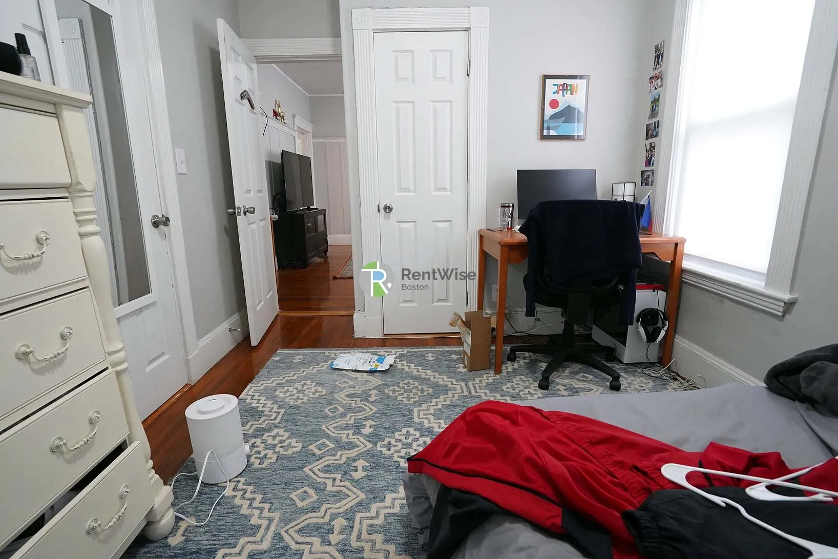 3 bed, 2 bath apartment for rent at 25 Linden St Unit 3, Allston — photo 11 of 21