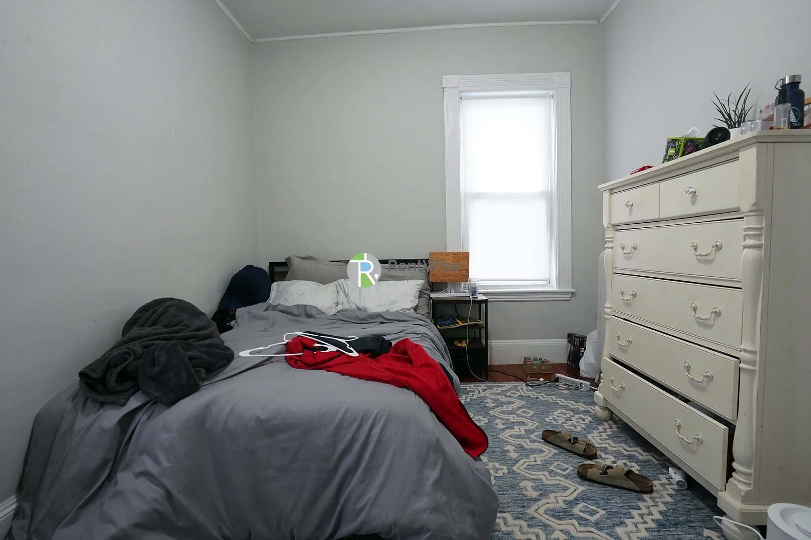 3 bed, 2 bath apartment for rent at 25 Linden St Unit 3, Allston — photo 9 of 21