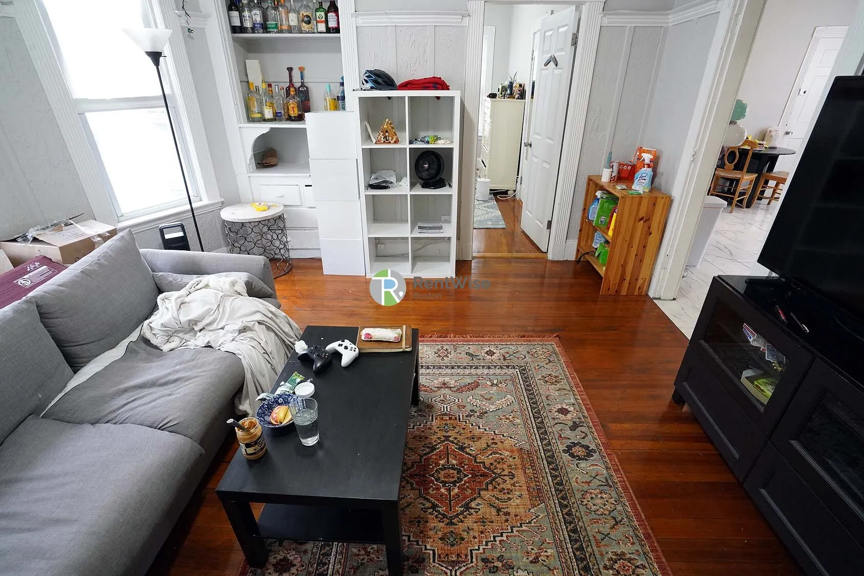 3 bed, 2 bath apartment for rent at 25 Linden St Unit 3, Allston — photo 4 of 21