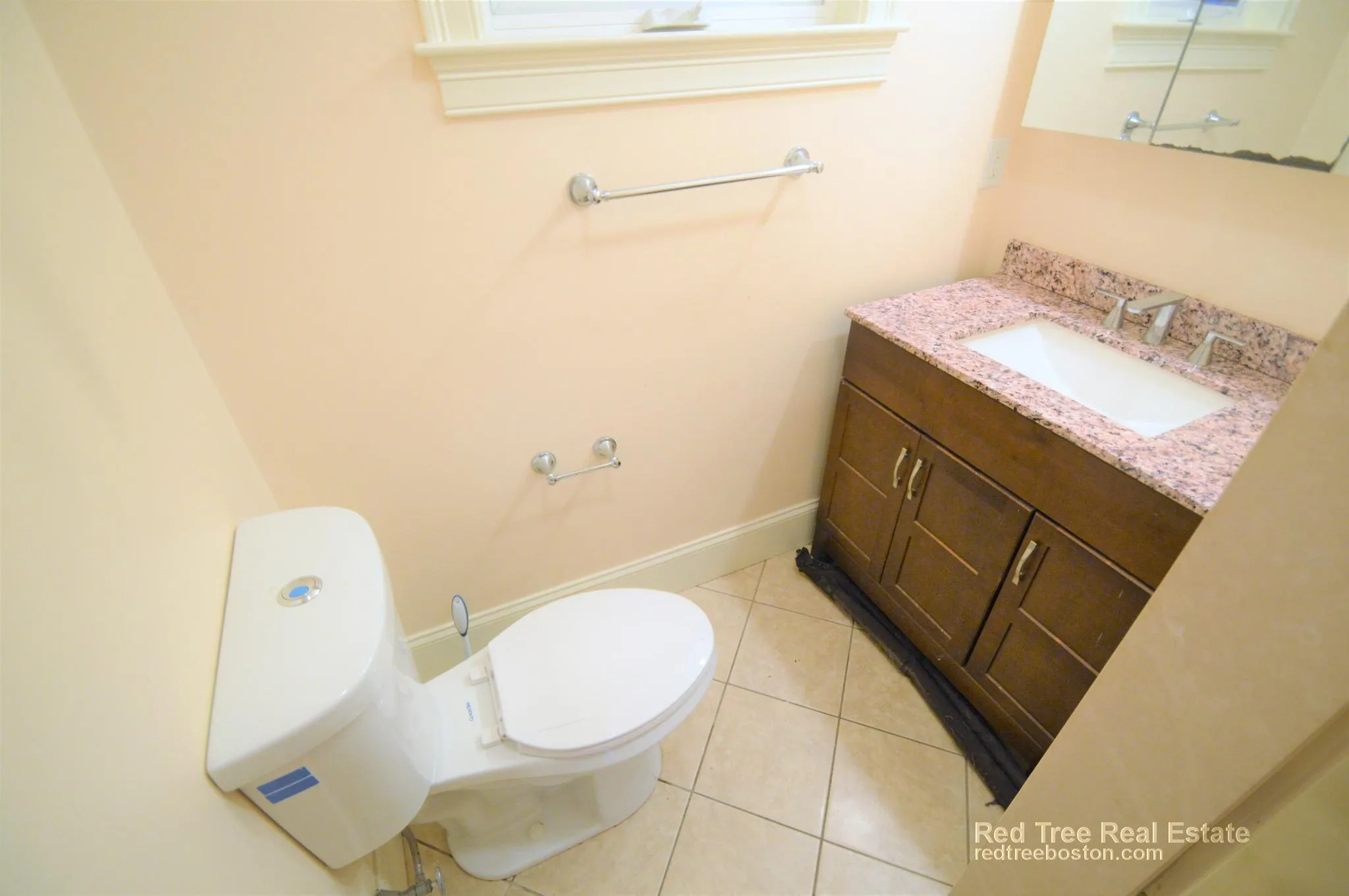 4 bed, 2 bath apartment for rent at 25 Lothrop St Unit 2, Brighton — photo 15 of 19