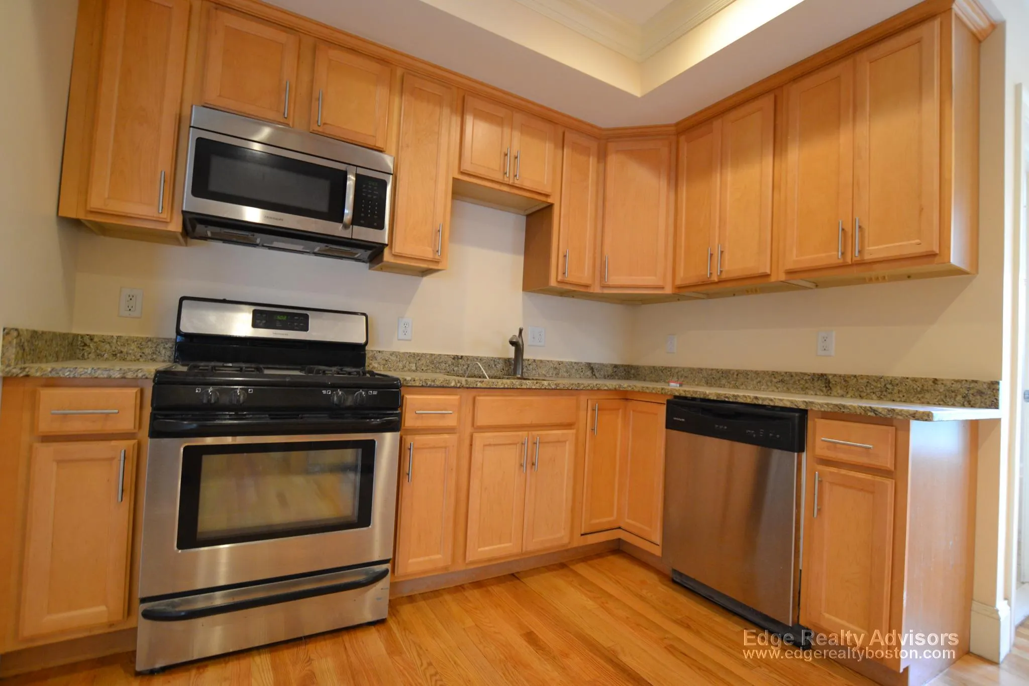 4 bed, 2 bath apartment for rent at 25 Lothrop St Unit 2, Brighton